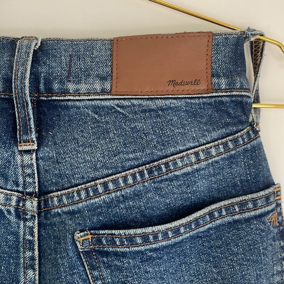 Madewell The Highest-Rise Perfect Vintage Jean in Longisle Wash - Picture 7 of 11